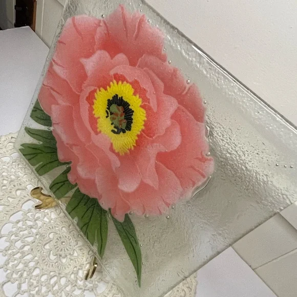 Vibrant Pink Peony Glass Art by Peggy Karr - Picture 5 of 14